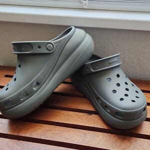 Crush Crocs Platform Clogs Olive Green